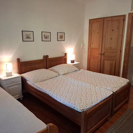 Agyagos Vendeghaz Apartamento Eger Exterior foto