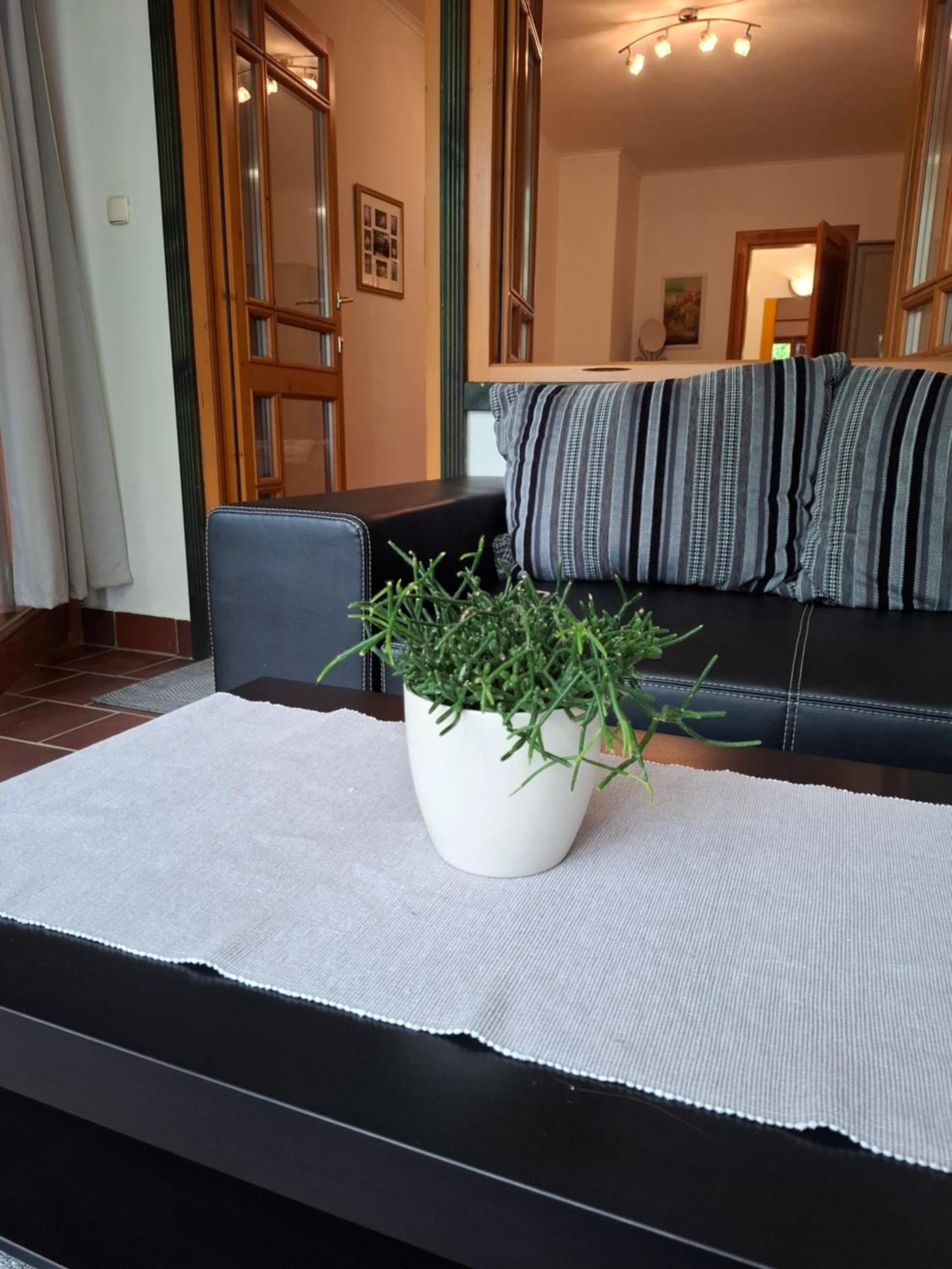 Agyagos Vendeghaz Apartamento Eger Exterior foto